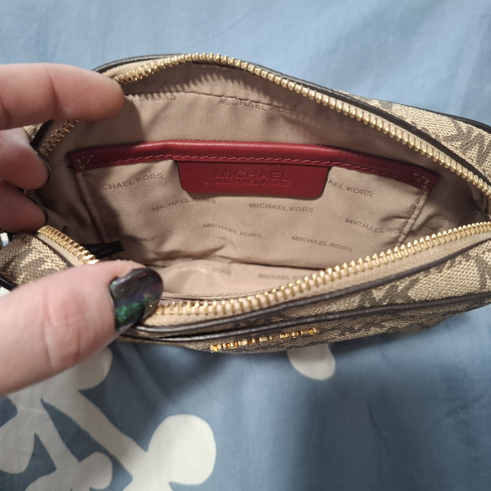 👜Michael Kors Jet Set Signature Canvas Beige Red Crossbody Purse Camera Bag - Picture 11 of 15